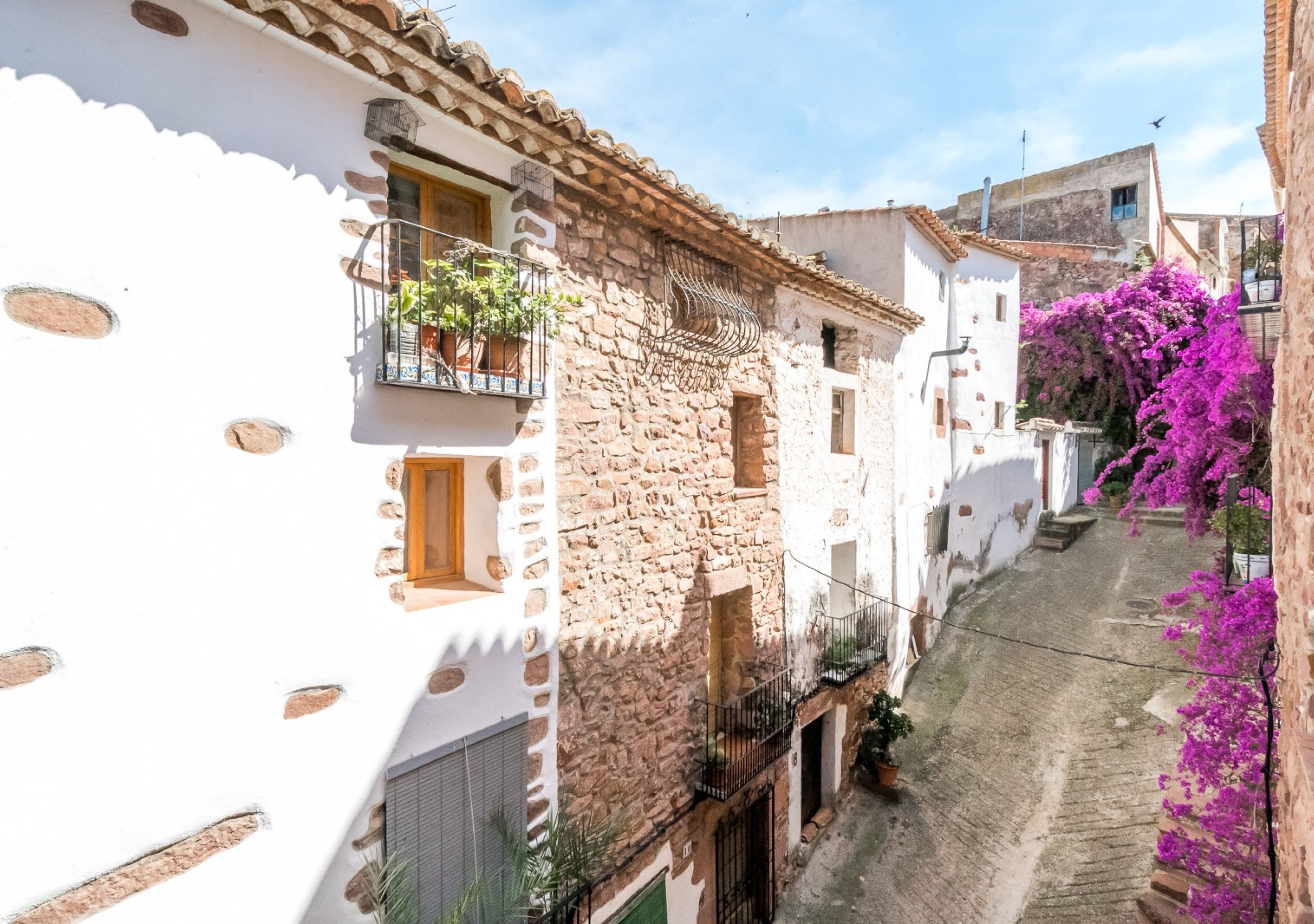 Rehabilitación para apartamentos turísticos en Vilafamés – Castellón