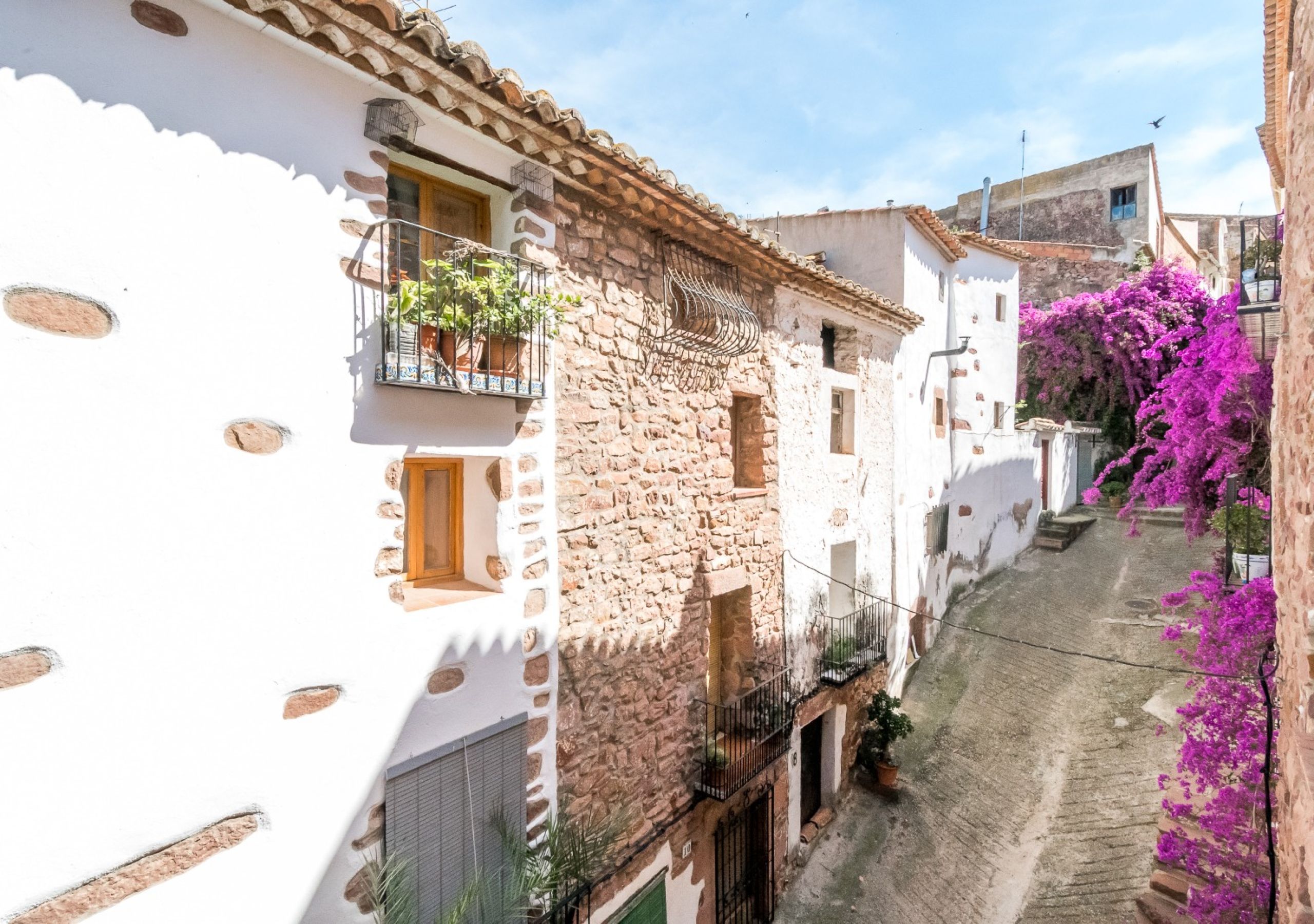 Rehabilitación para apartamentos turísticos en Vilafamés – Castellón