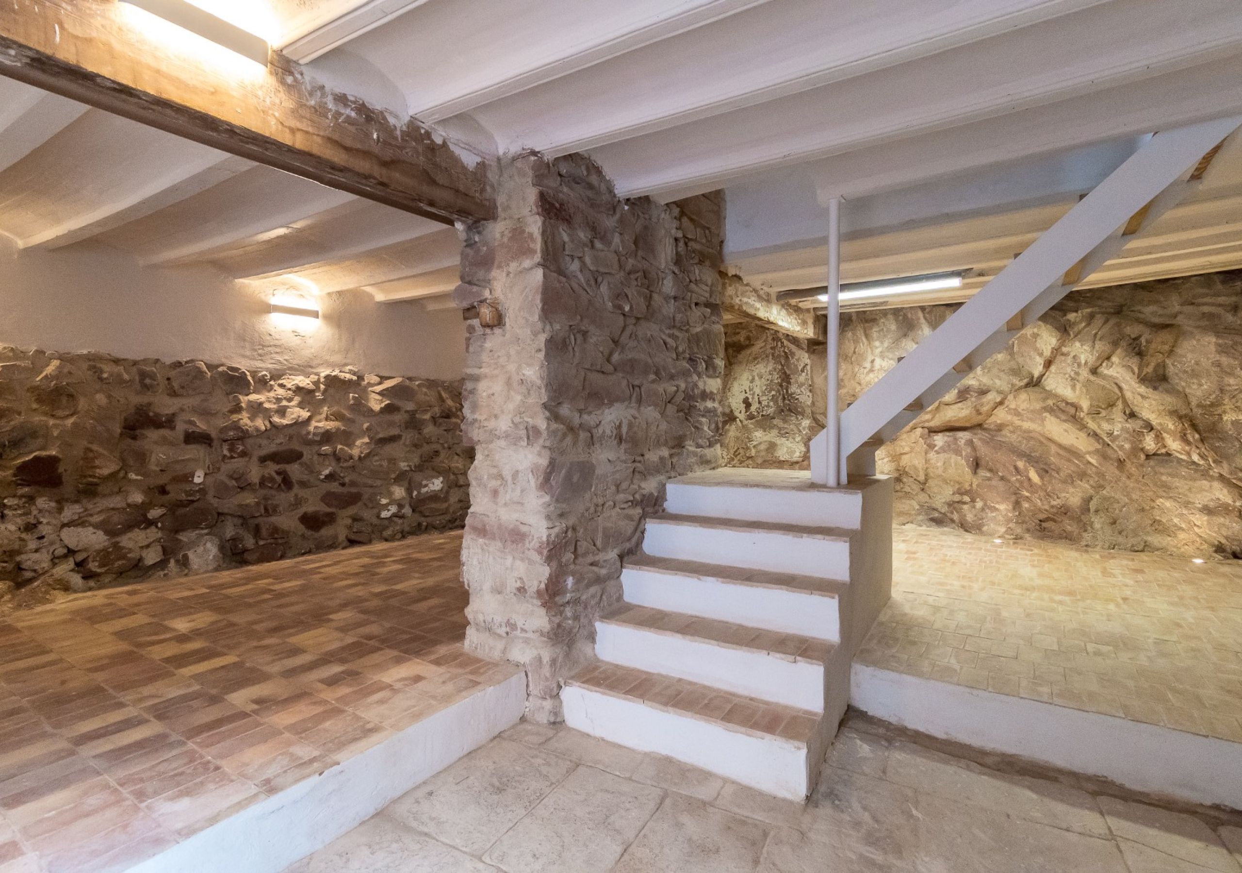 Rehabilitación para apartamentos turísticos en Vilafamés – Castellón