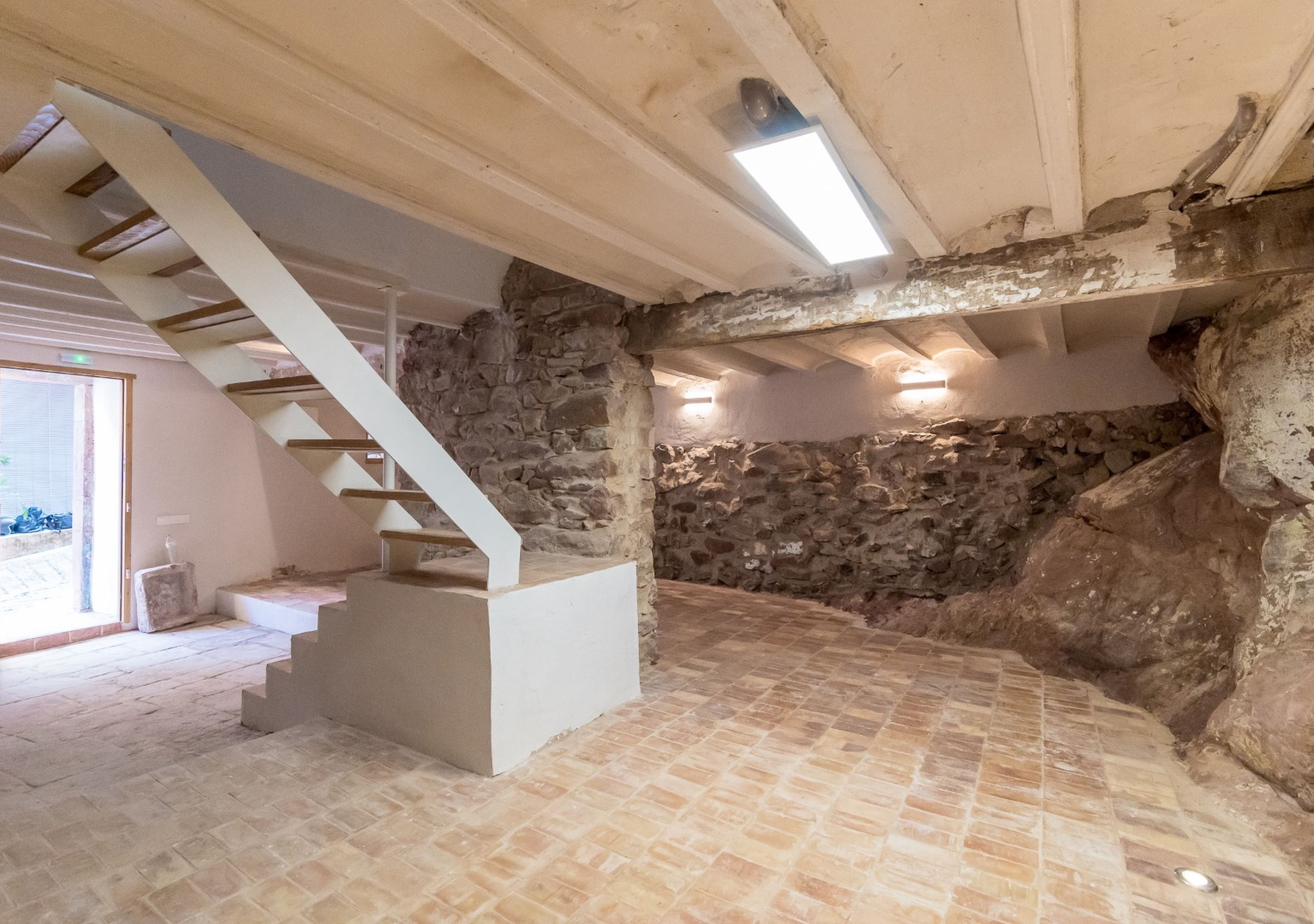 Rehabilitación para apartamentos turísticos en Vilafamés – Castellón