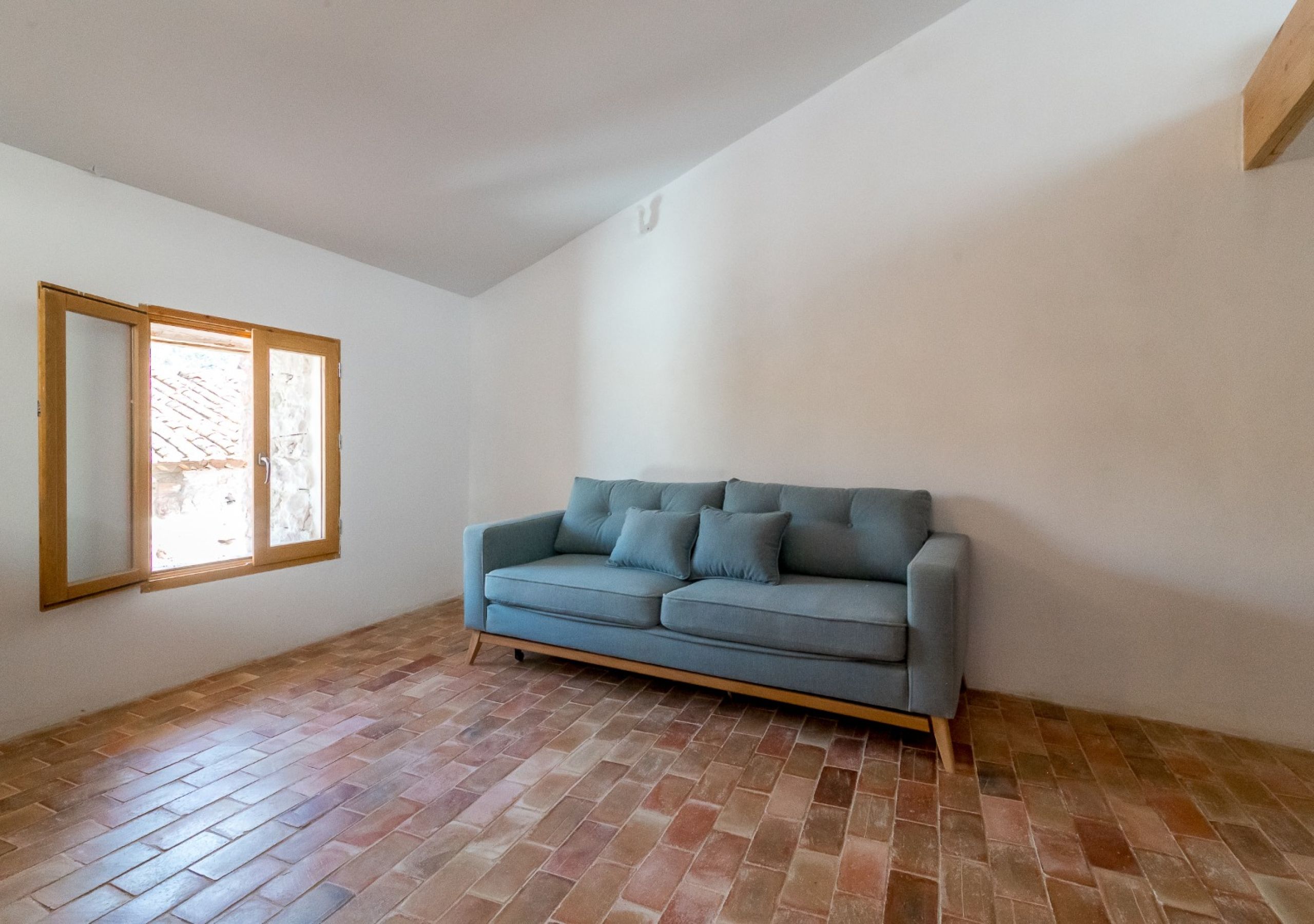 Rehabilitación para apartamentos turísticos en Vilafamés – Castellón
